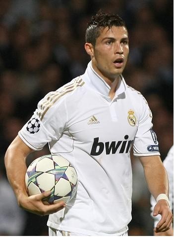 柬埔寨突然宣布退出，代表团紧急回国（柬埔寨临时宣布退出，代表团火速返国）