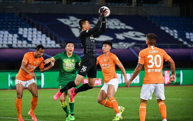 卡拉格：这批利物浦球员无法赢下冠军，他们需要买人提高对抗（卡拉格：利物浦现阵容难夺冠，需引援增强对抗性）