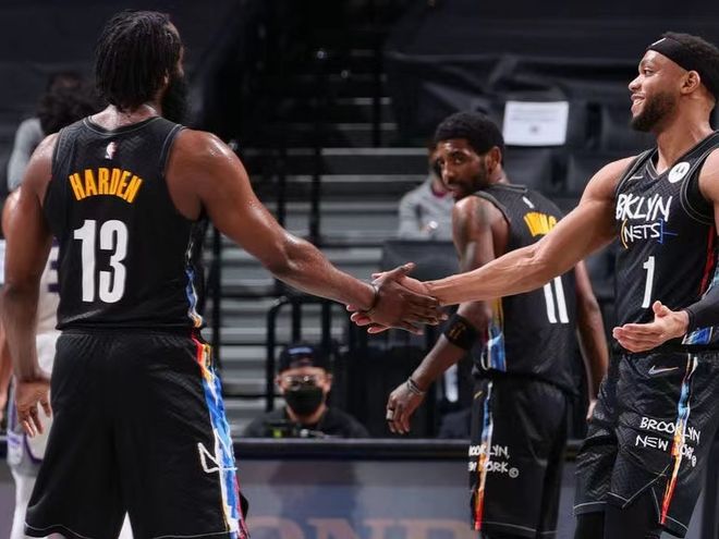 意甲前瞻：博洛尼亚多线作战齐头并进，尤文客战能力较为一般（意甲前瞻：博洛尼亚多线并进势头强，尤文客场表现平平）