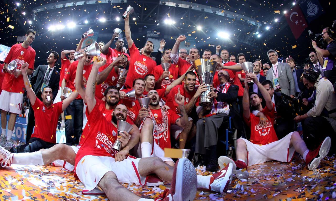 巴西足球最后的金球奖得主！18年前的巅峰卡卡到底有多强？（巴西最后一位金球先生：18年前巅峰卡卡究竟有多强？）