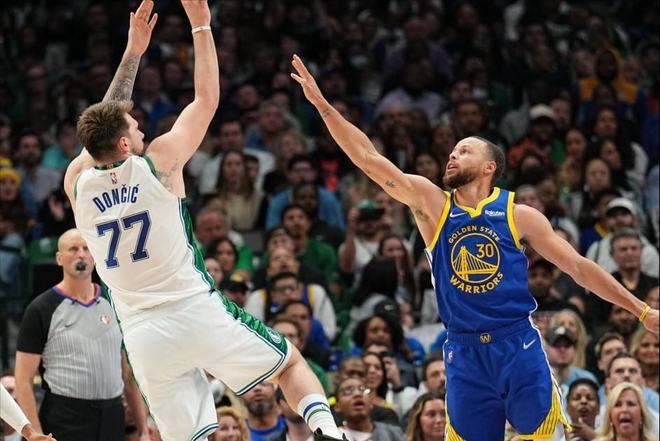 7连胜！随着维拉2-1绝杀阿森纳，英超最新积分榜出炉：曼城跌第3（维拉2-1绝杀阿森纳豪取7连胜，英超积分榜更新：曼城降至第三）