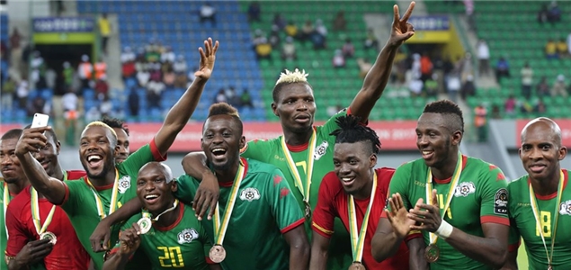 德天空：皇马和吕迪格对续约持开放态度，待其伤愈后重新谈判（德天空：皇马与吕迪格均愿续约，待伤愈后重启谈判）