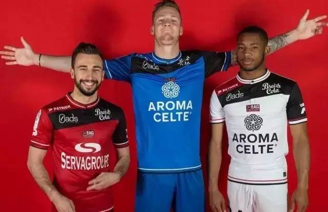 好消息！卡马文加伤情无碍 皇马中场核心有望战塞尔塔（利好！卡马文加无大碍，皇马中场核心有望出战塞尔塔）