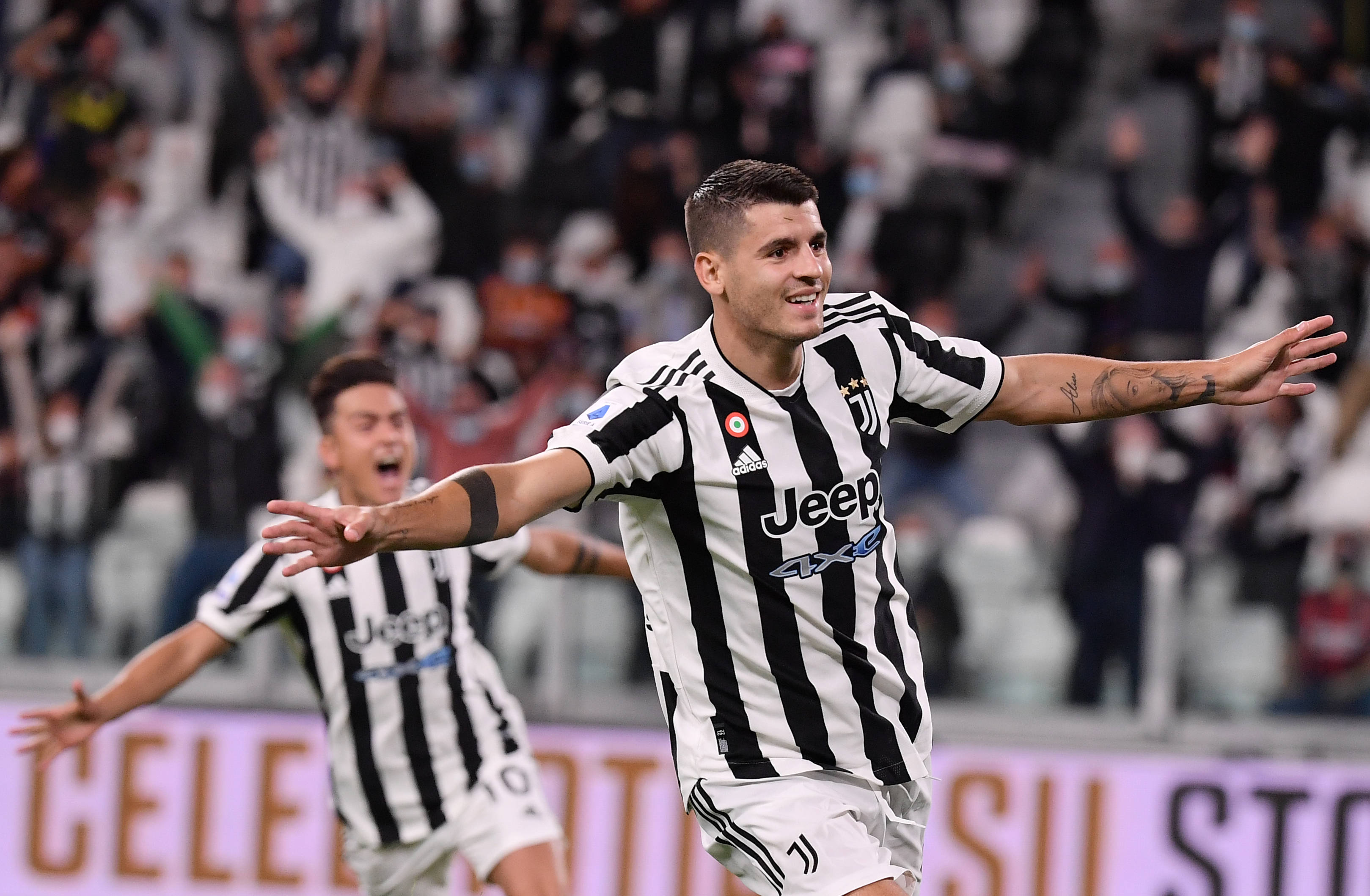 欧冠-姆巴佩破门维尼修斯双响 皇马5-1萨尔斯堡（欧冠：维尼修斯梅开二度，姆巴佩建功，皇马5-1大胜萨尔斯堡）