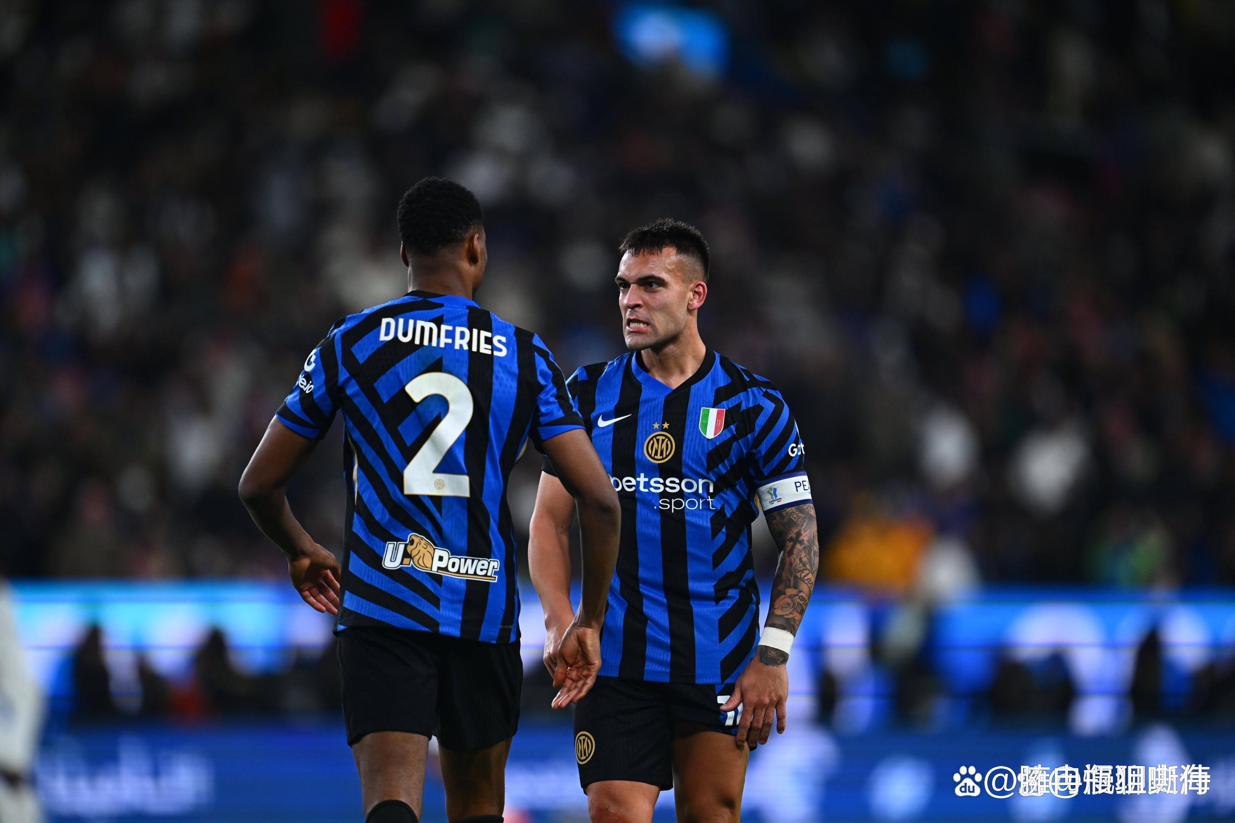 喀麦隆足协和教练点名不同球报道埃托奥解雇阿布巴卡尔以保护记录（媒体称埃托奥为保纪录解雇阿布巴卡尔，喀麦隆足协与主帅各执一词）