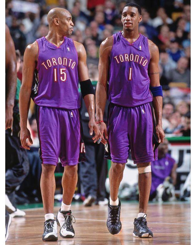 萨56：阿莱格里接手帅位后给我打了电话，并希望我留队（萨56：阿莱格里接任后来电挽留，盼我留队）